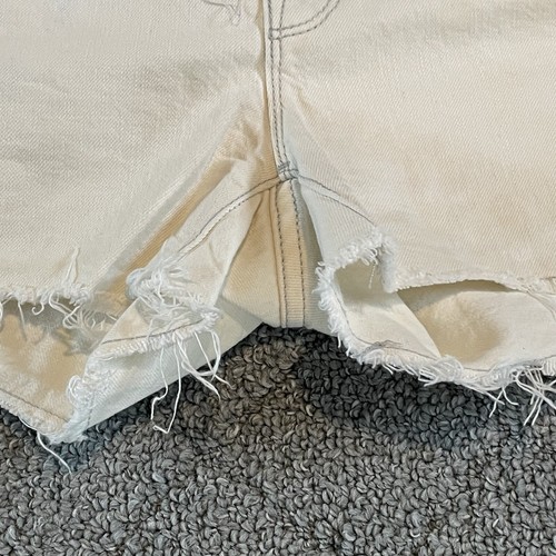 GAP Slim Cut Offs Shorts Womens 26 Off White Faded Denim Frayed Hems - Picture 7 of 9