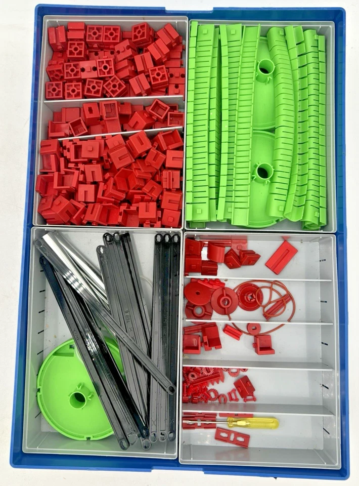 FISCHERTECHNIK SPARE PARTS PARTIAL SETS? CHARGERS, INTERFACE, CONNECTORS, STRUTS - Image 2 of 4