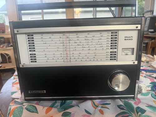 GRUNDIG TR-807
