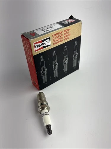 Set Of 4 Champion 9404 Iridium Spark Plugs RS14WYPB5