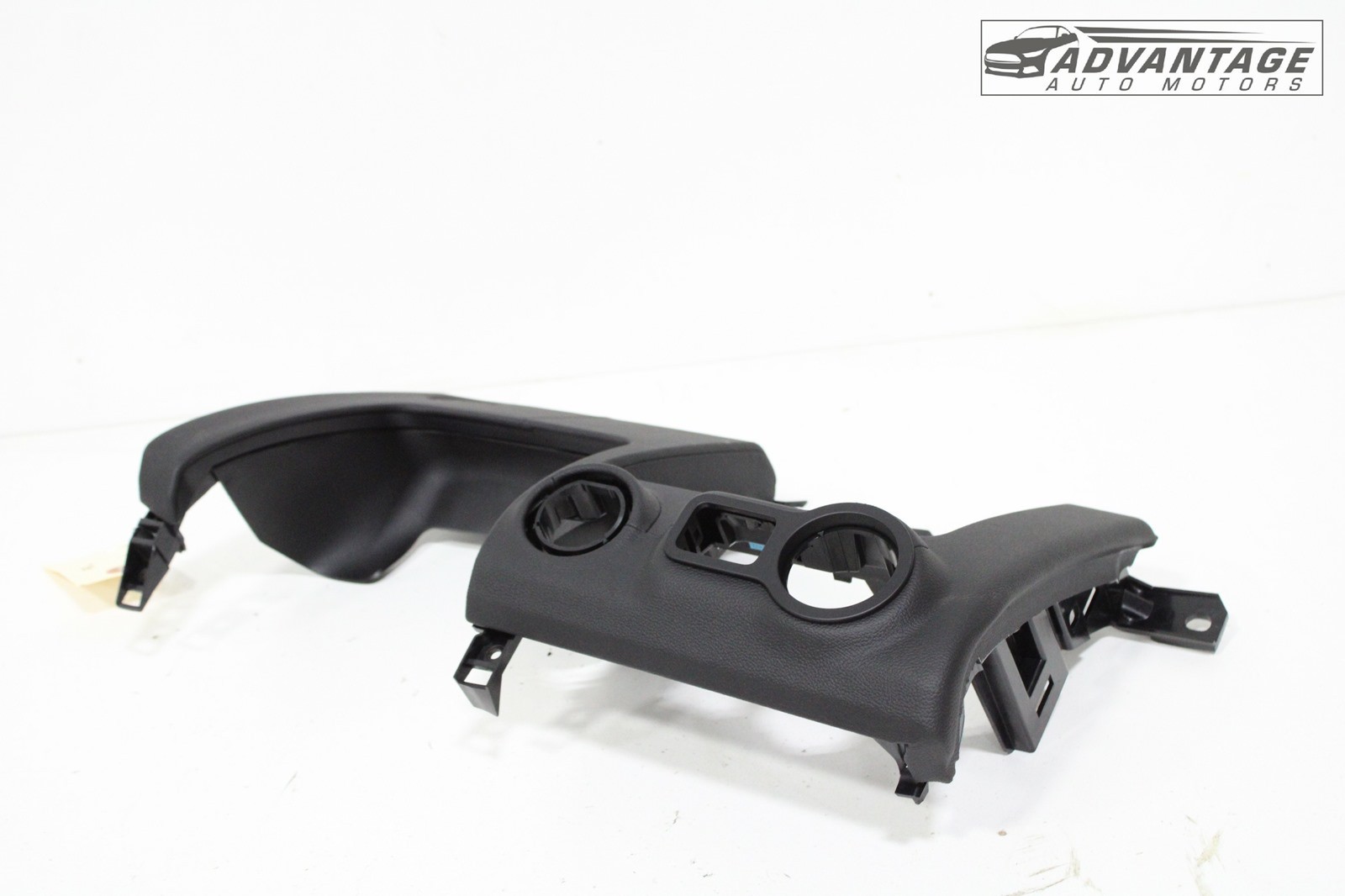 2014-2019 MASERATI GHIBLI M157 DASH LEFT DRIVER SIDE LOWER KNEE COVER TRIM OEM