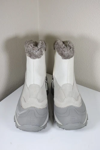 Columbia Omni-Tech Women's 8 Fur Lined Winter Boots