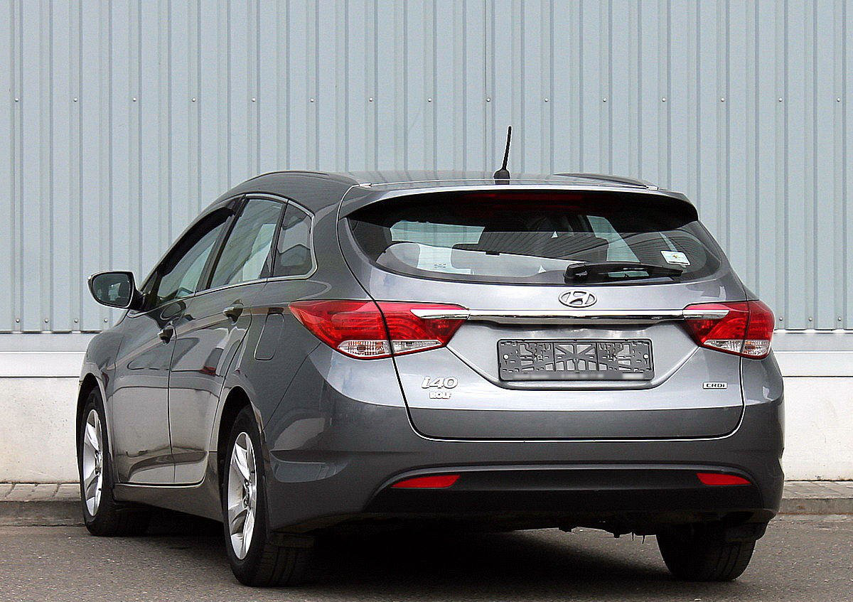 Hyundai i40 5door estate 2011onwards wind deflectors 4pc HEKO TINTED