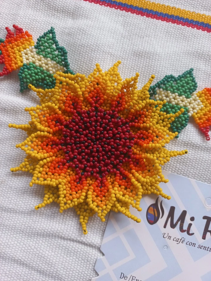 #Collar Girasol,#CafeMiRaza,#MiRazaLLC - Image 3 of 4