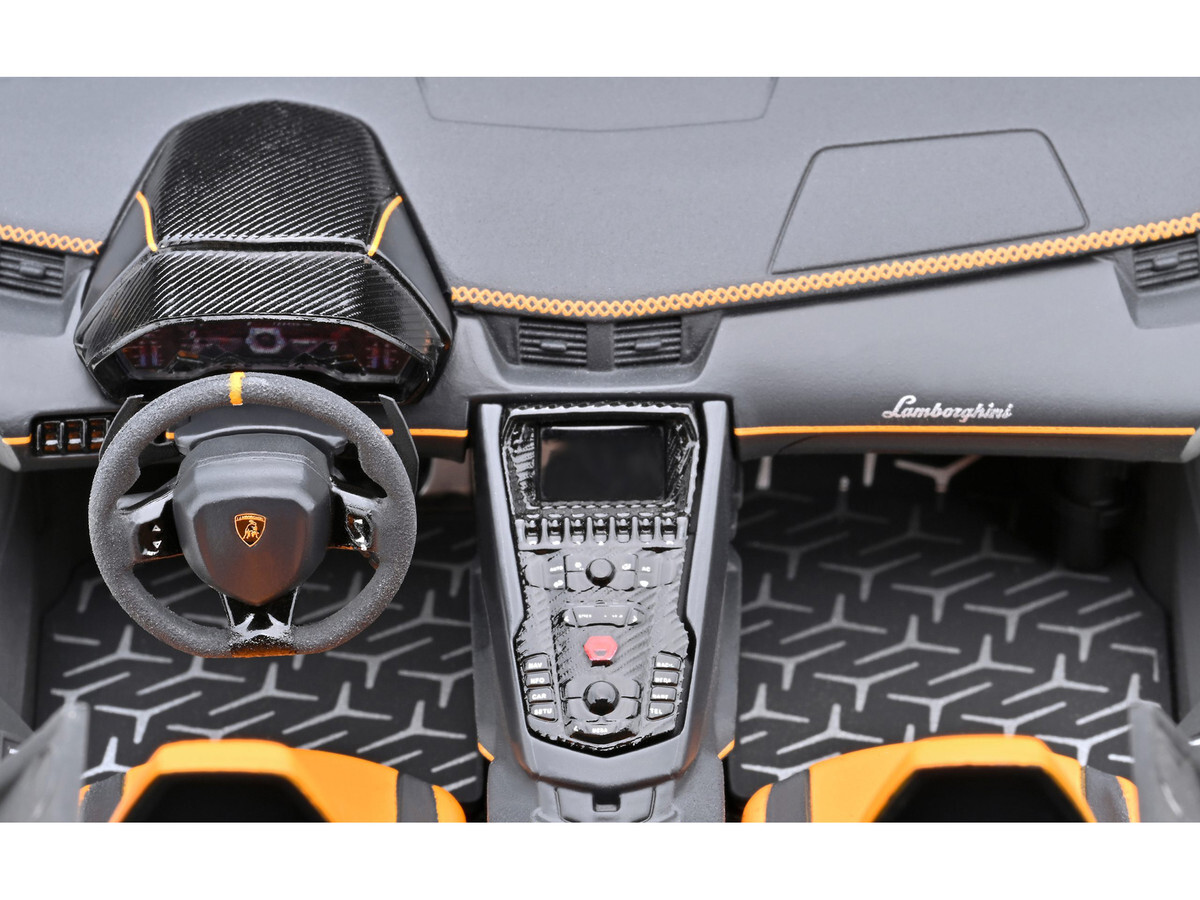 LAMBORGHINI AVENTADOR SVJ ARANCIO ATLAS PEARL ORANGE 1/18 MODEL BY