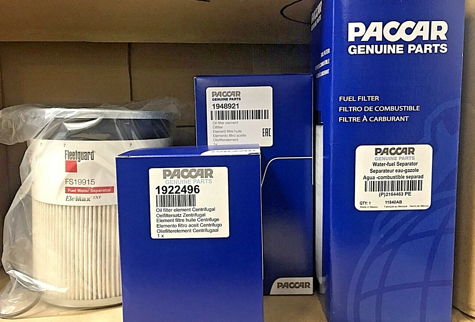 NEW GENUINE PACCAR MX13 ENGINE OIL ,FUEL ,ELEMENT & WATER SEPARATOR