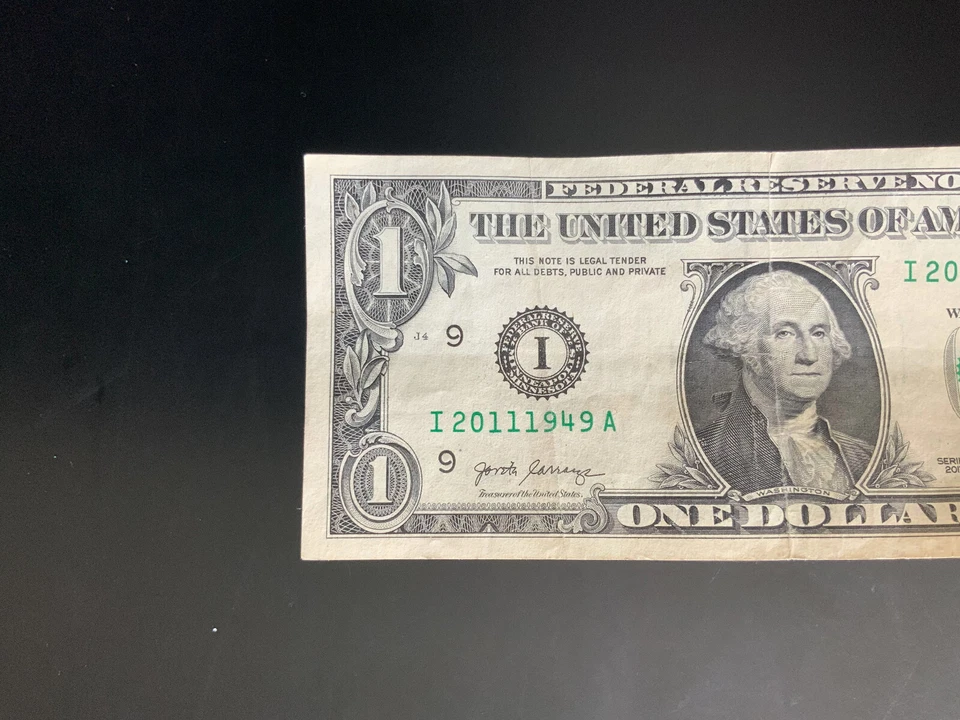 2017 $1 DOLLAR BILL I20111949A Serial number with 2years 2011 and 1949 - Image 4 of 4