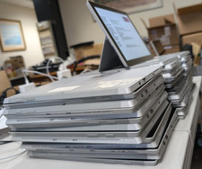 Lot Of 42 MICROSOFT SURFACE 3 ATOM X7-Z8700 4...