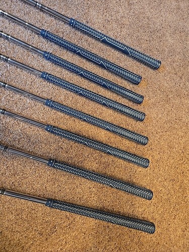 Delta VTG Lady Pro Irons Set 3-9 & 5 Wood, Original Grips, True Temper Shafts - Picture 5 of 16