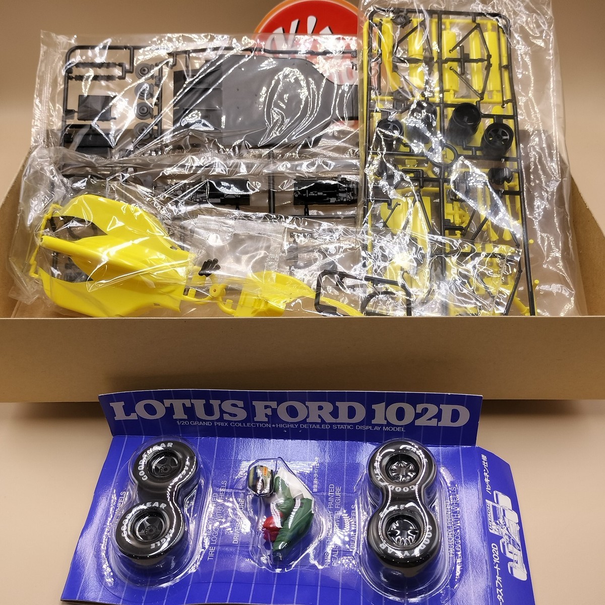 Tamiya 1/20 Lotus Ford 102D Hakkinen Fulldisplay 1992 Formula Kit