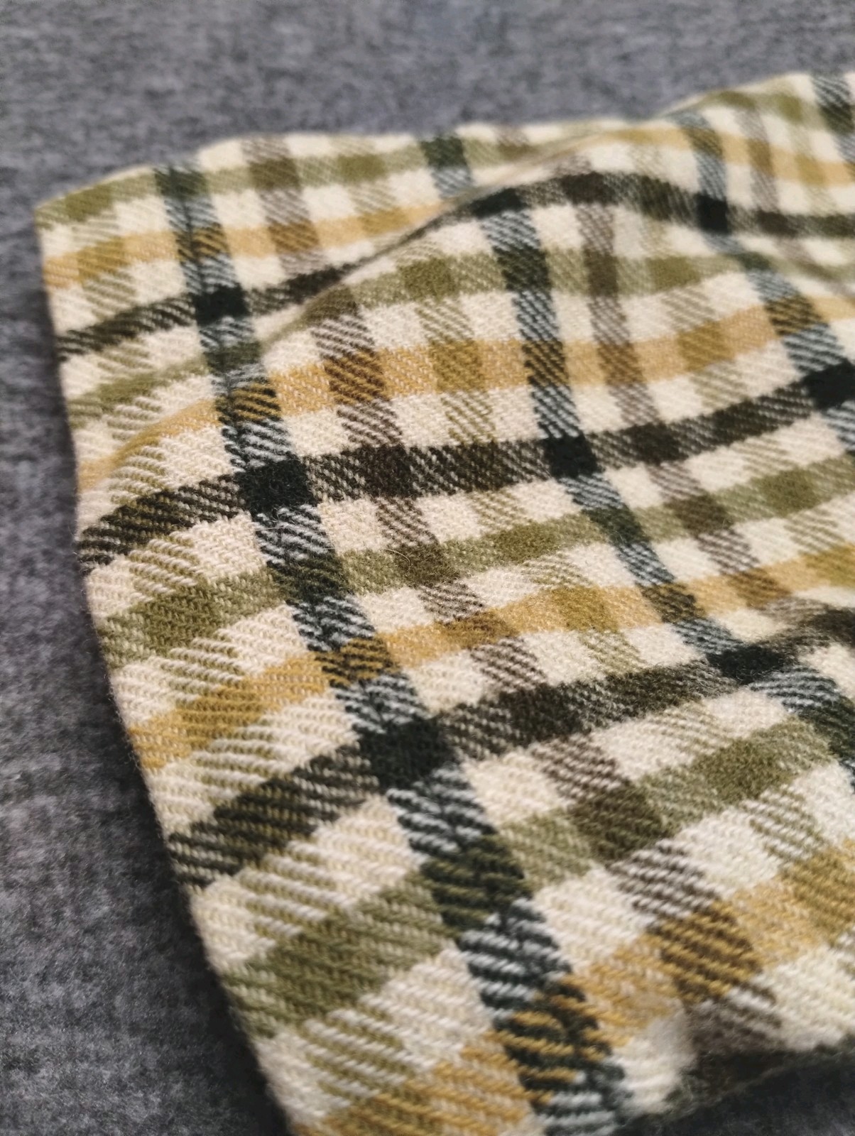 Pendleton Virgin Wool Medium Short Sleeve Plaid b… - image 5