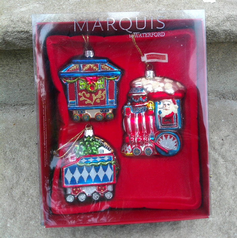 WATERFORD MARQUIS 3 PIECE GLASS TRAIN CHRISTMAS ORNAMENT SET IN THE BOX