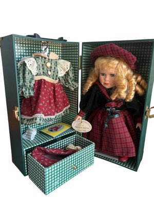 Selten - Porzellanpuppe mit Koffer ''The Knightsbridge Collection''