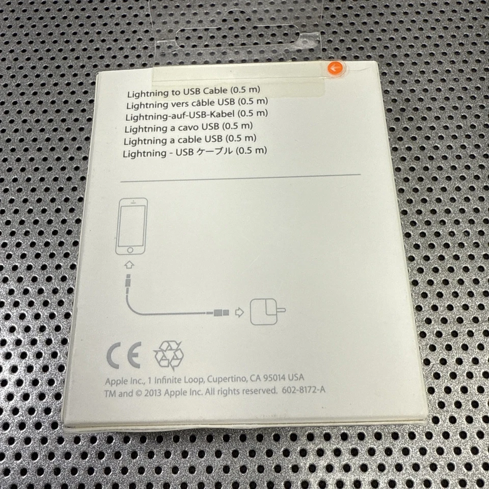 Genuine Apple (ME291ZMA) Lightning to USB 0.5m Cable NEW BOXED White - A1511 - Image 2 of 4