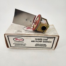 DWYER  Series 530 Air Flow Switch 
