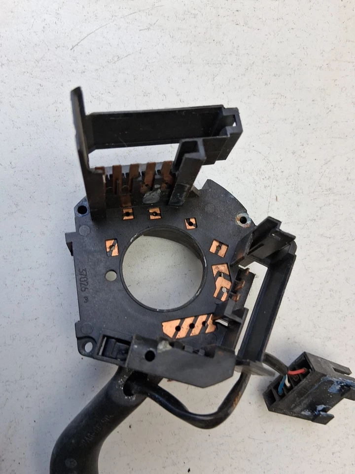 Volkswagen Jetta 1993 a 1998 limpiaparabrisas número 185 953 503 k Foto 3 de 4