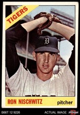 1966 Topps #38 Ron Nischwitz Tigers 3 - VG