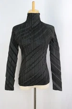 ISSEY MIYAKE FETE Black Pleats High Neck Long Sleeve Top 094 9820