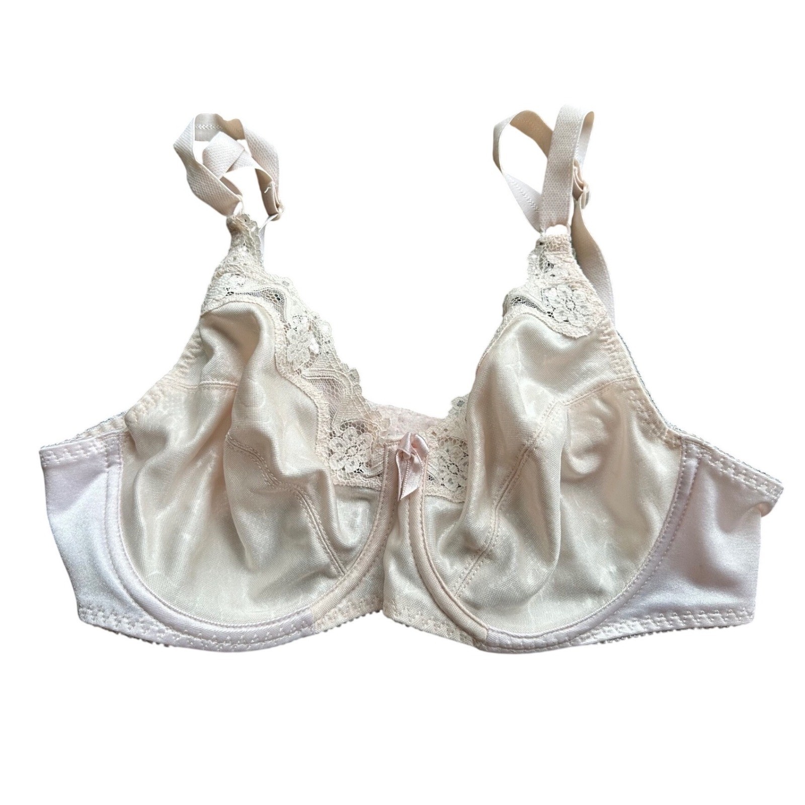 Wacoal Blush Pink Lace Trim Underwire Bra 36C Adjustable Straps Satin Bow Detail