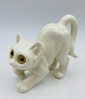 Vintage Ceramic Kitten Cat White Amber Eyes Quon Quon Japan MCM XXXI — photo 1