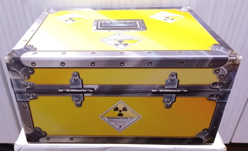 BACK to FUTURE Hot Wheels SDCC 2011 PLUTONIUM CASE BOX DeLorean Time Machine Car - Picture 7 of 12