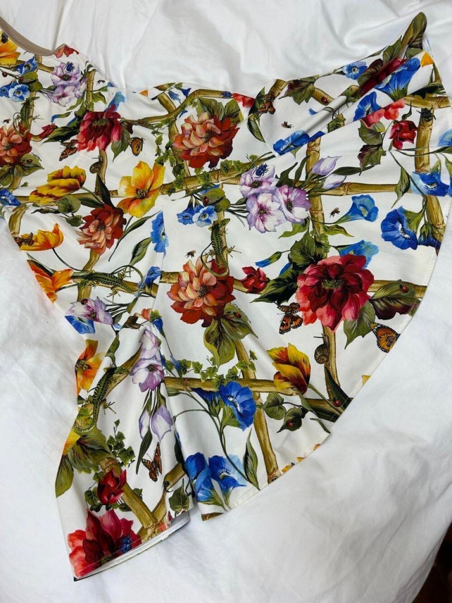 Authentic Dolce & Gabbana Knee Length Dress One Piece Authentic Dolce & Gabbana Knee Length Dress One Piece
