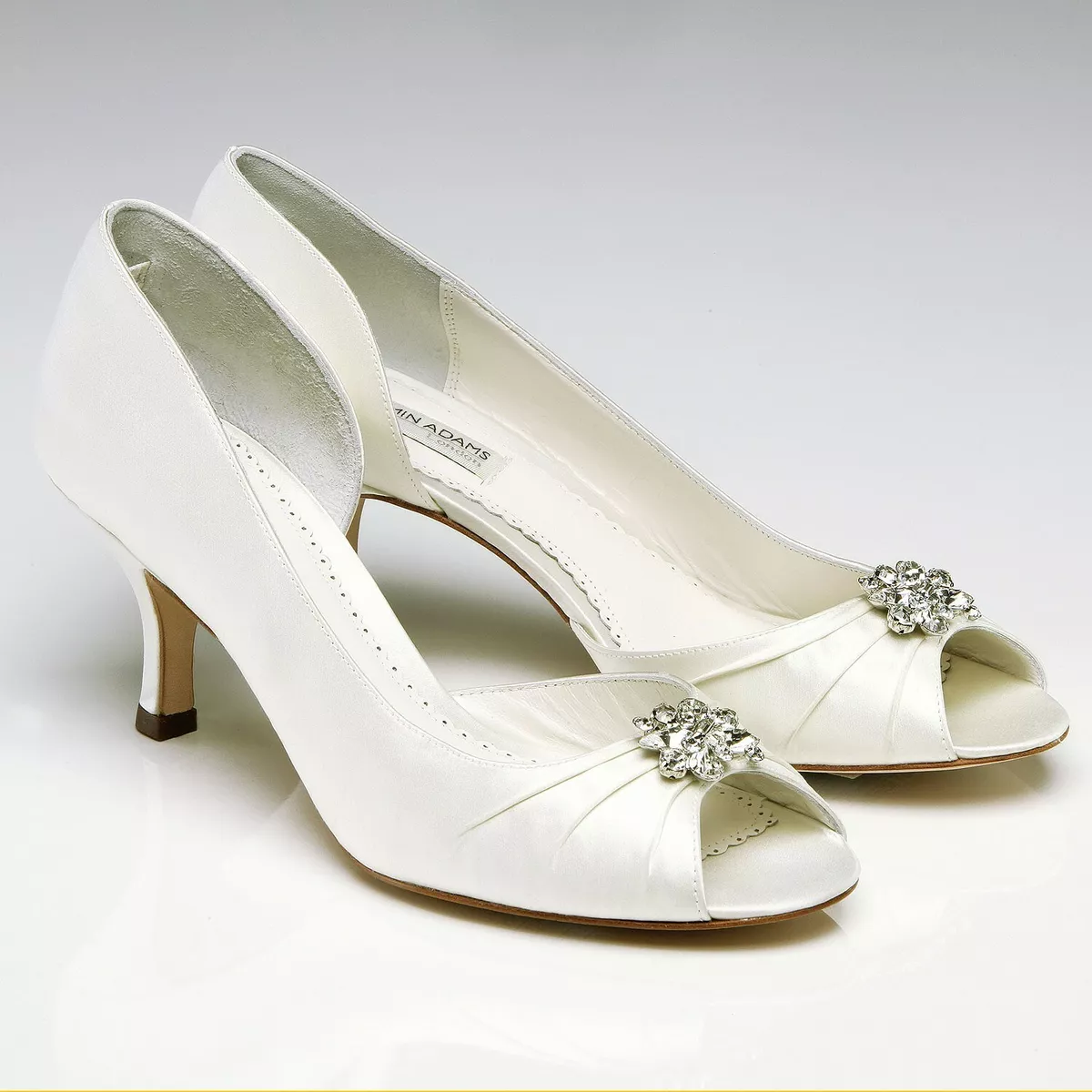 Swarovski crystal cheap wedding shoes