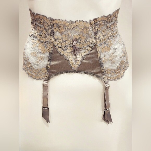 LOU Intimate French Vintage Silver Gold Lace Garter Belt. Made in France.  Size S