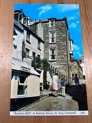 Vintage Postcard, Bunkers Hill, A Narrow Street, St. Ives, Cornwall, England