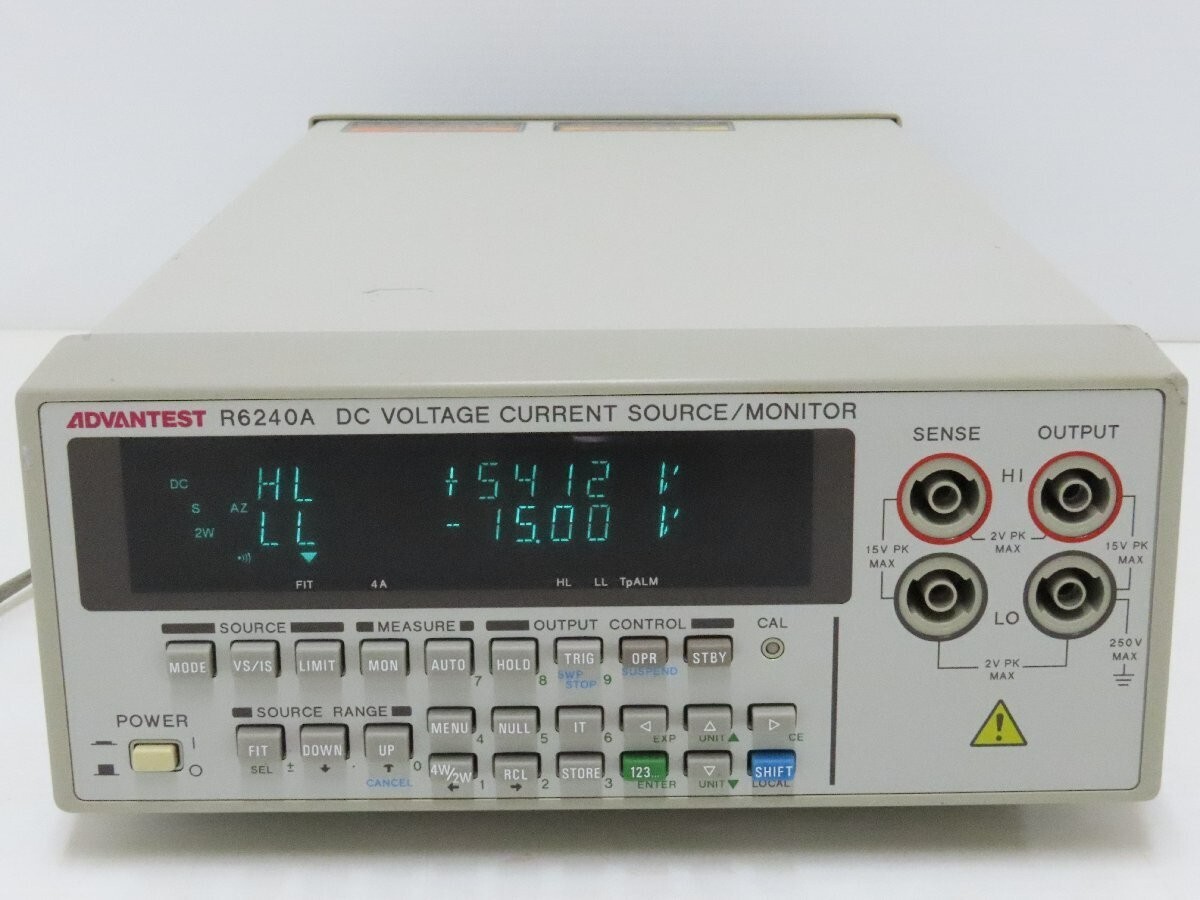 精密直流 電圧/電流発生器 ADVANTEST R6240A 0V-15V 4A 直流 精密電圧/電流発生器 ADVANTEST R6240A 0V-15V 4A