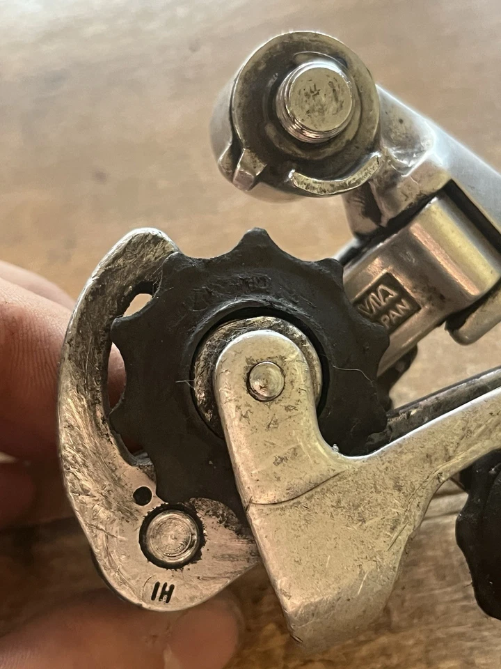 Desviador trasero Shimano 600 vintage ~poleas usadas~ RD-6207 jaula corta años 80 carretera Foto 4 de 4