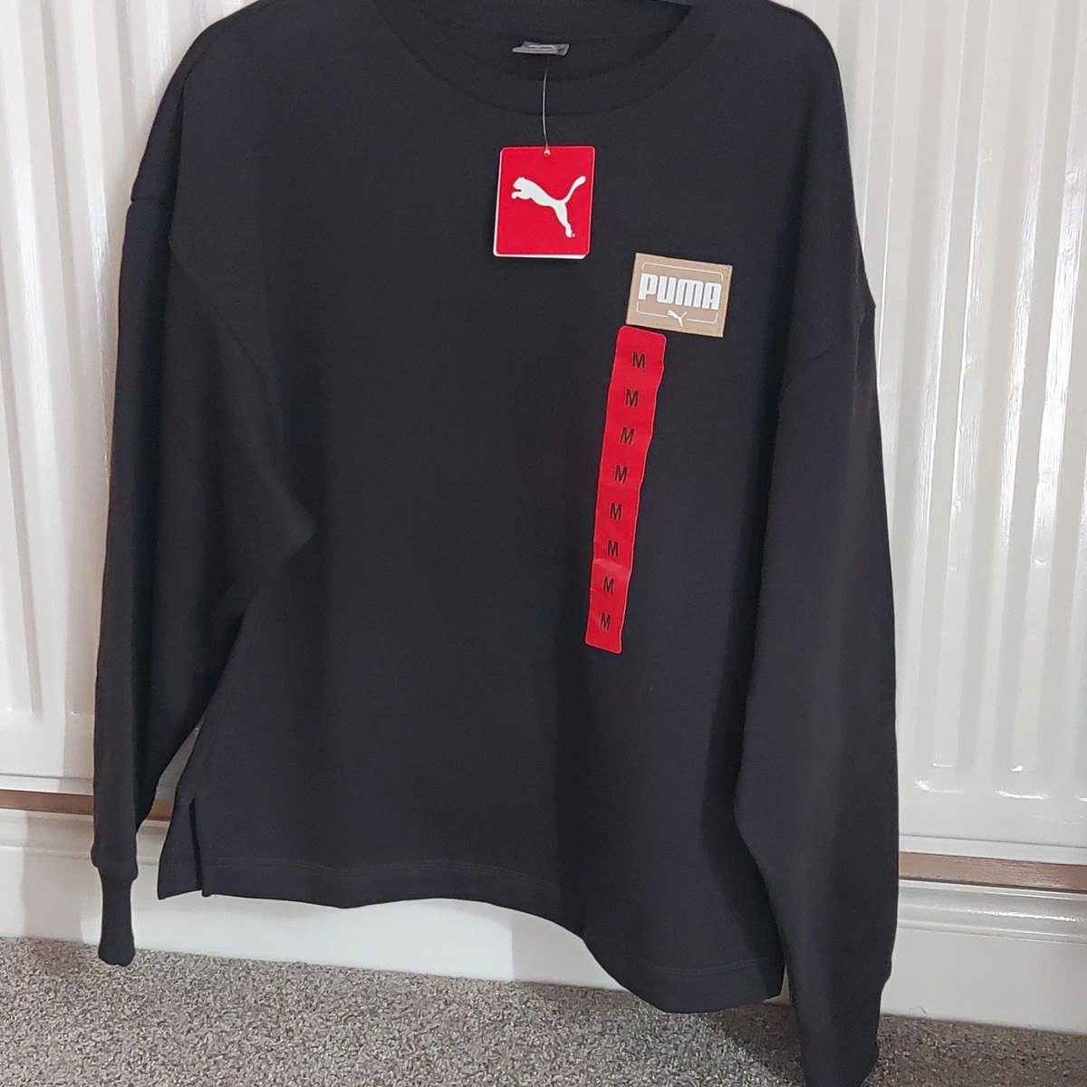 Womens PUMA Black Crew Neck Pullover Sweatshirt Logo Size M Regular.