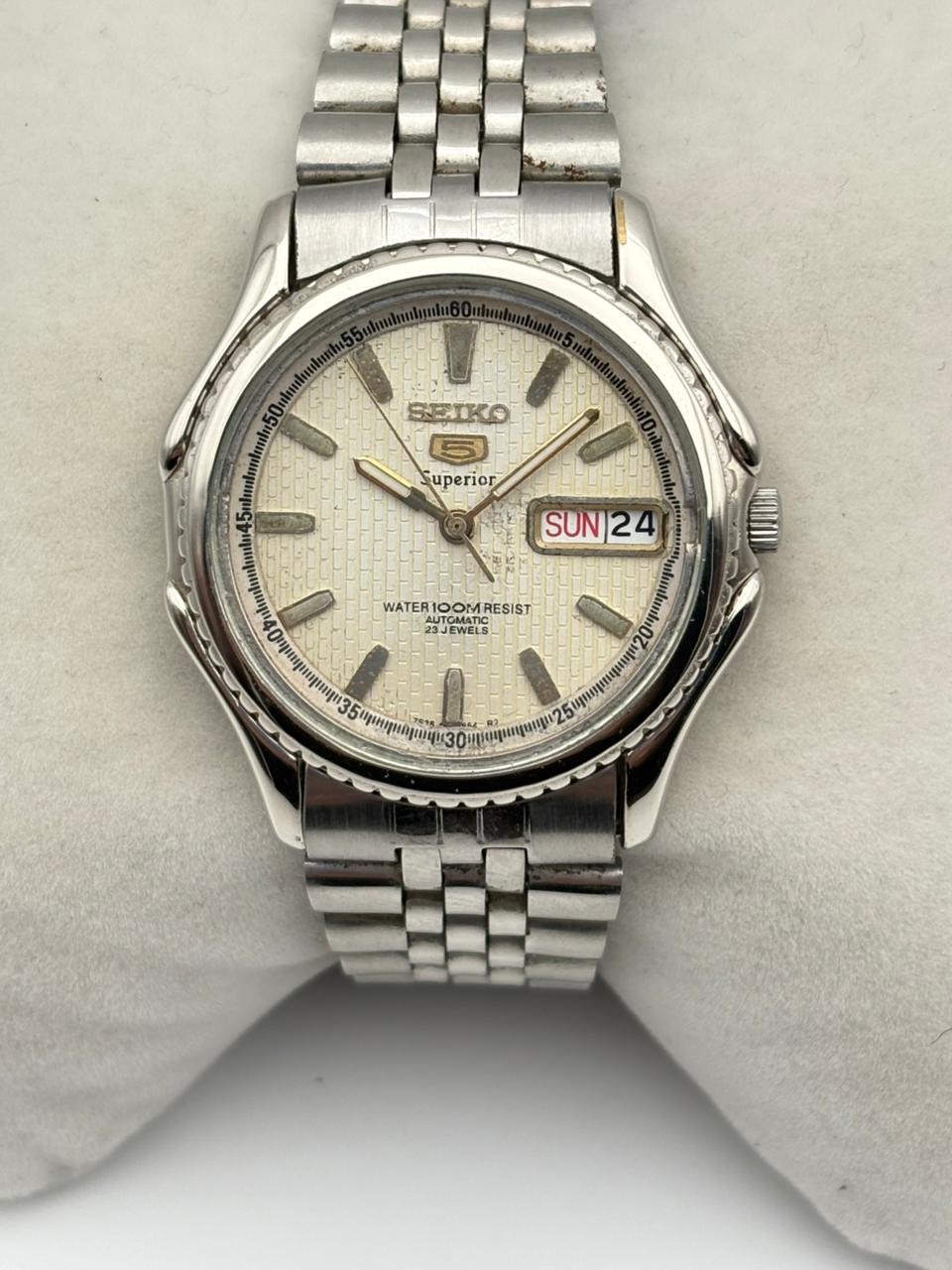 Men’s 5 Day/Date Superior Watch Seiko 7s36-0030 Vintage - vintagewatches.pk