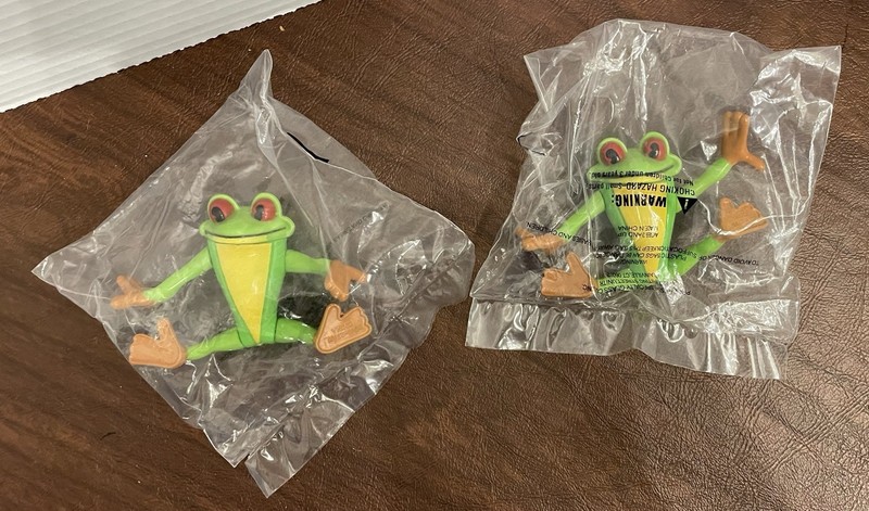 Vintage Rain Forest Cafe Green Tree Frog Action Toy Figure Kids Souvenir
