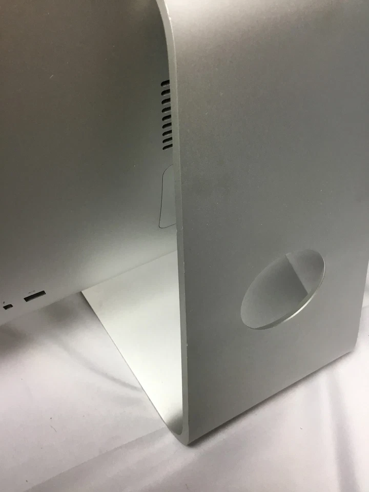 Apple iMac (L2015) "Core i5" 27" 3.3 GHz 16 GB RAM 2 TB HDD+128GB SSD - Image 4 of 4