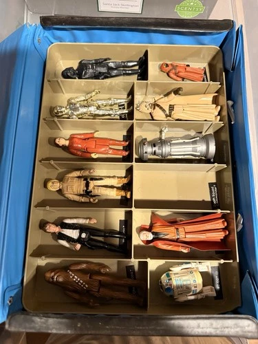 Lot Of Star Wars And Battlestar Galactica Figures In Star Wars Containers 1978