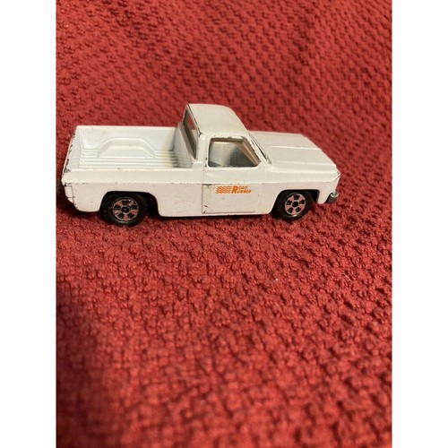 1990 ERTL Hardees Road Runner Fleetside Pickup Truck Chevy Replica Silverado - Picture 4 of 9