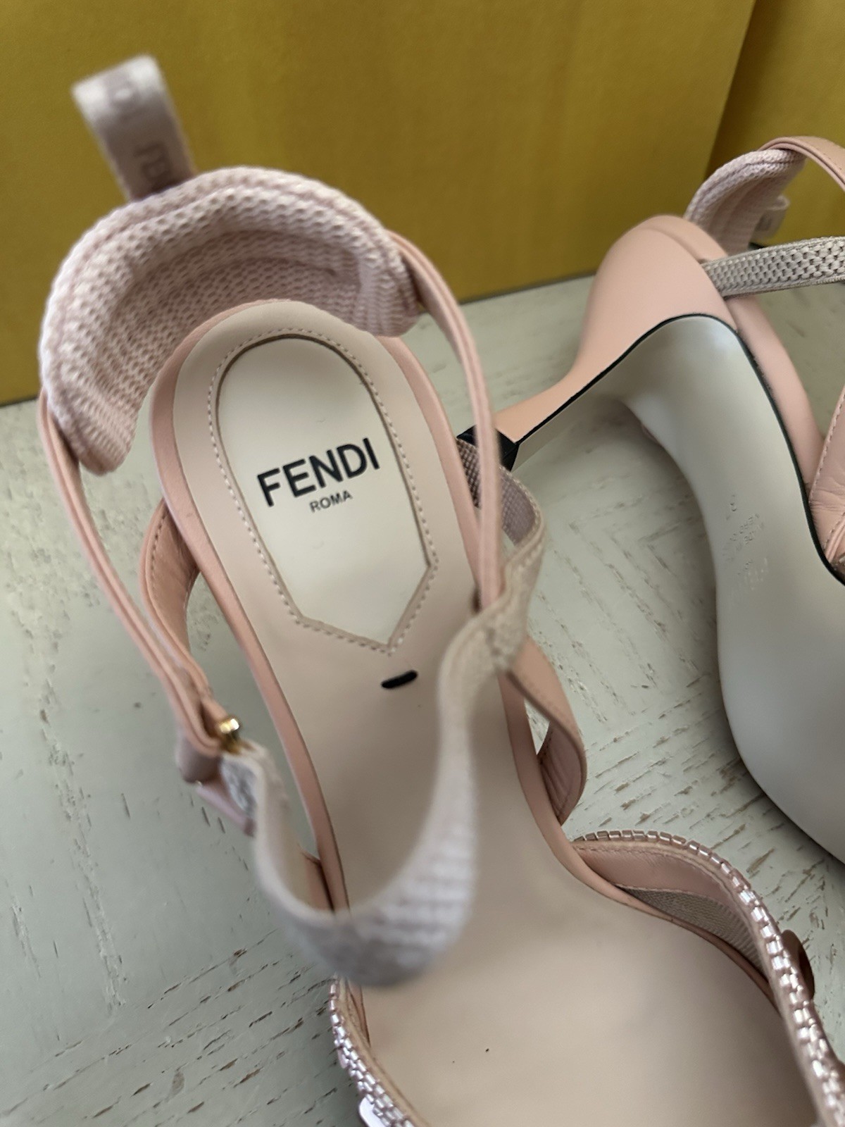 New $1190 Fendi Colibri Lite Pailette Sequin Slingback Pumps Baby Pink 7 US/37 E thumbnail 7