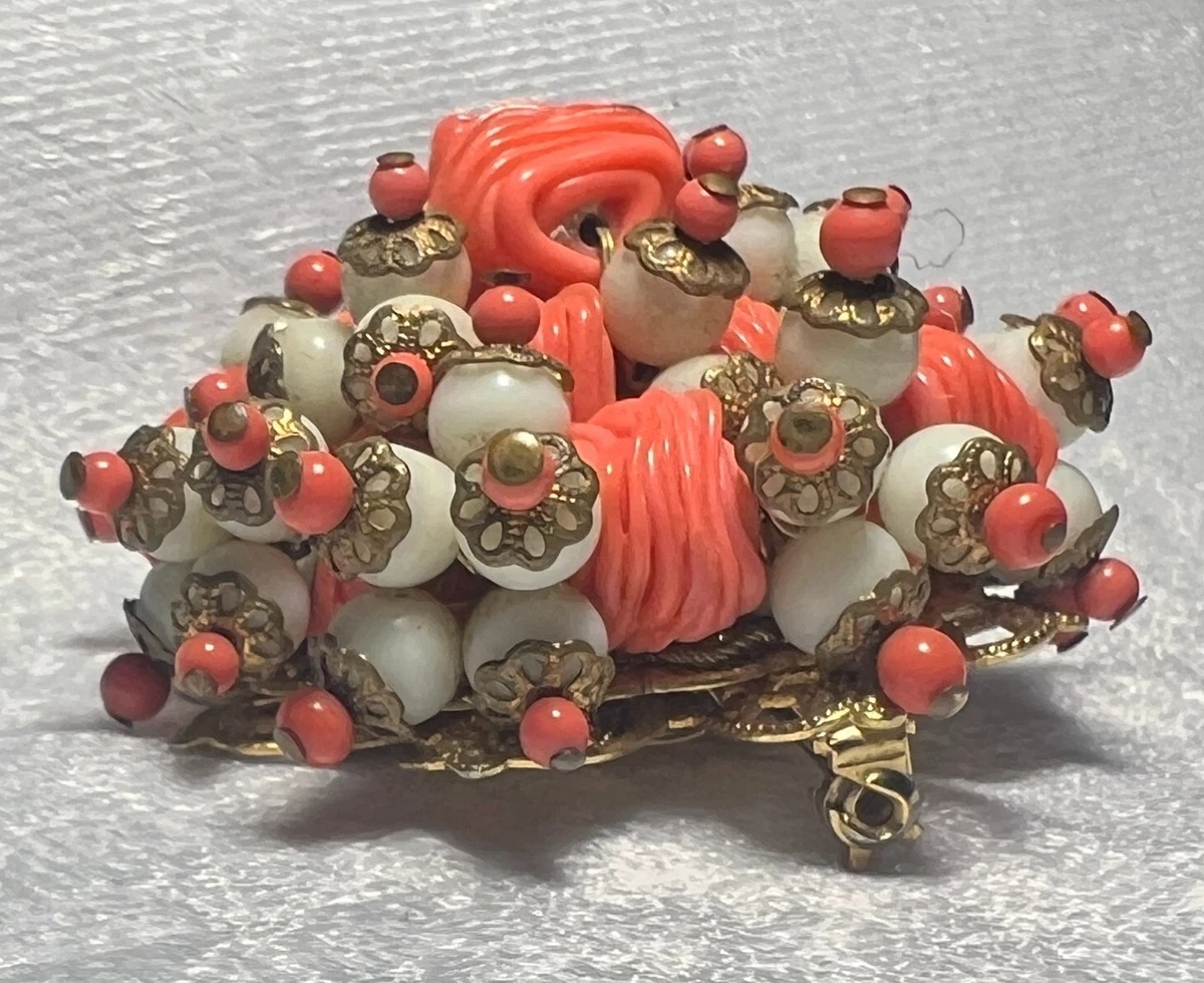 Hattie Carnegie Fashion with Vintage Vintage & Antique Brooches