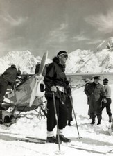 New Zealand mountaineer Sir Edmund Hillary 1950s Old Photo