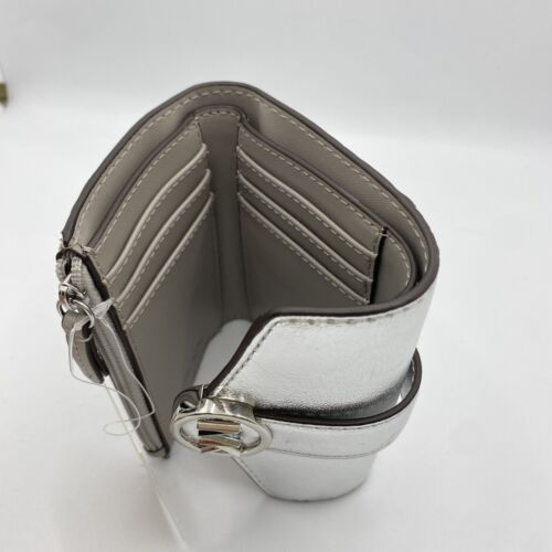 NWT Michael Kors Women's Wallet Carmen Medium Flap Bifold - Picture 26 of 33