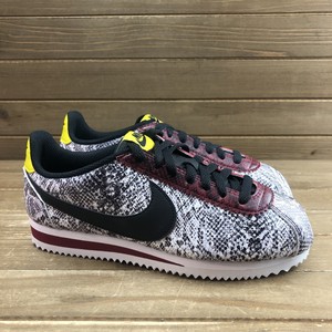 nike cortez black and red