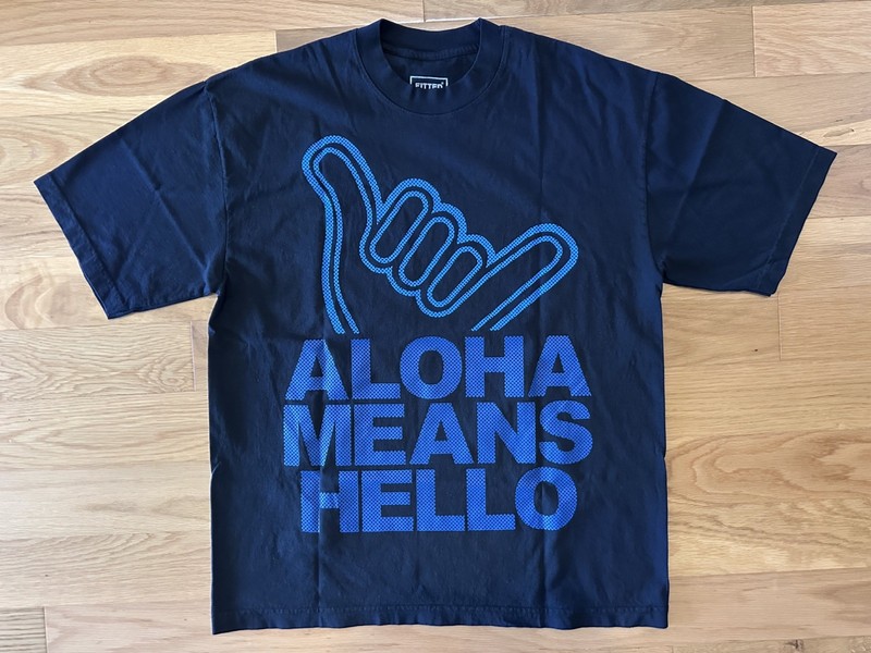 Size LARGE Aloha Means Hello from FITTED Hawaii T-Shirt