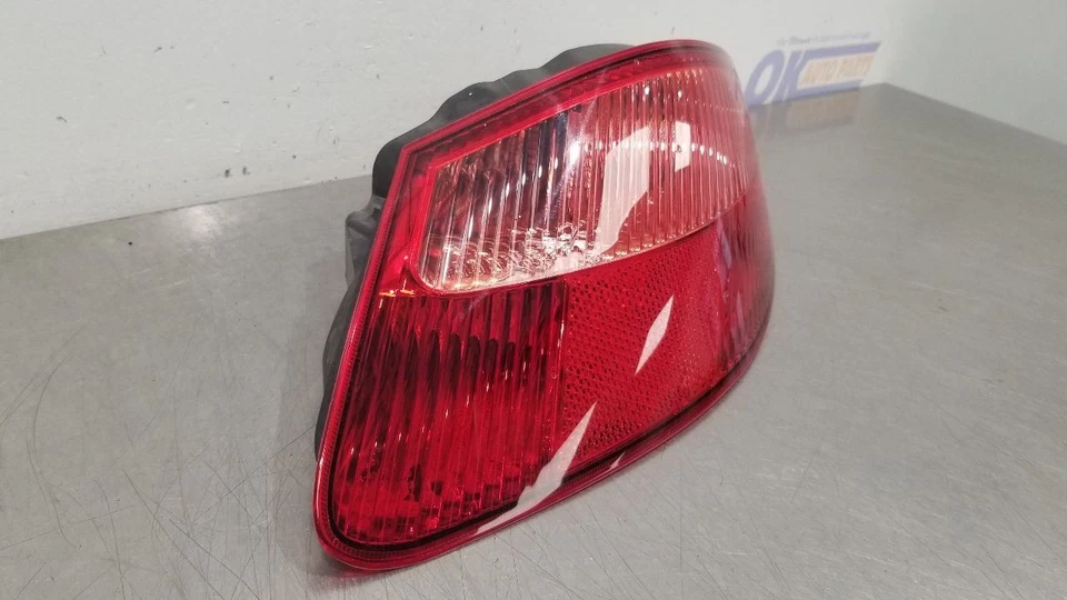 08 PORSCHE CAYMAN S 987 TAIL LIGHT LAMP ASSEMBLY RIGHT PASSENGER - Image 4 of 4