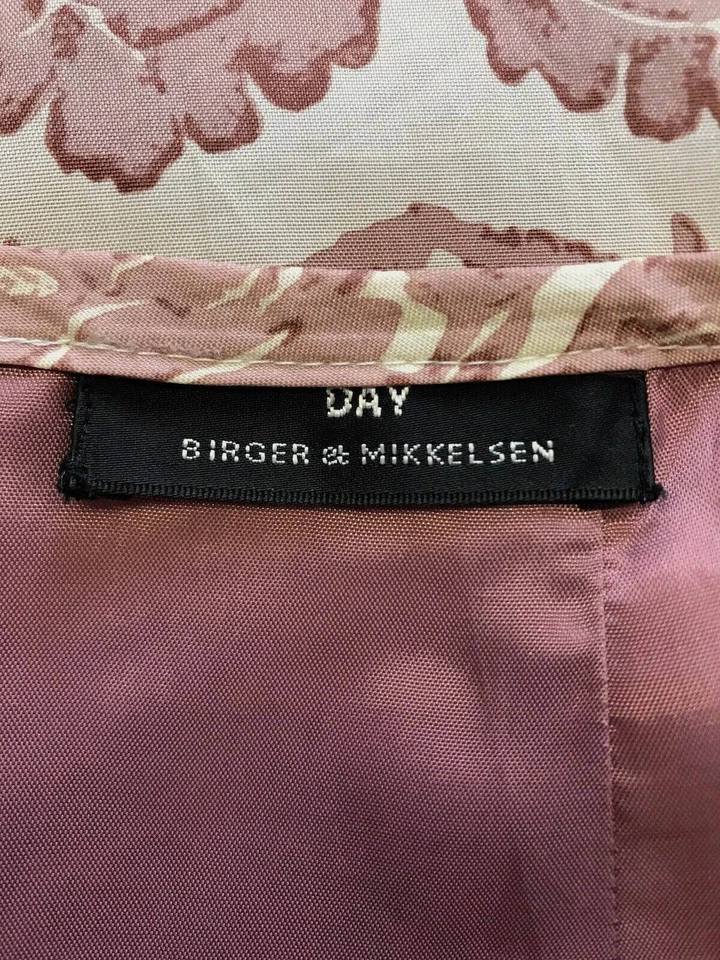 Day Birger et Mikkelsen Dusky Pink & Cream Silky Floral Skirt UK 10 US 6 EU 38 - Image 4 of 4