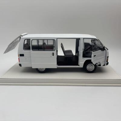 Original 1:18 Hiace YH50 white van alloy openable car model | eBay