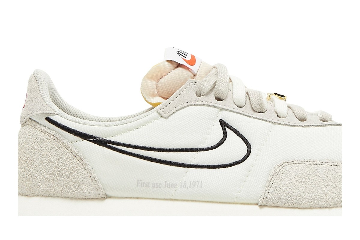 nike waffle trainer 2 sail