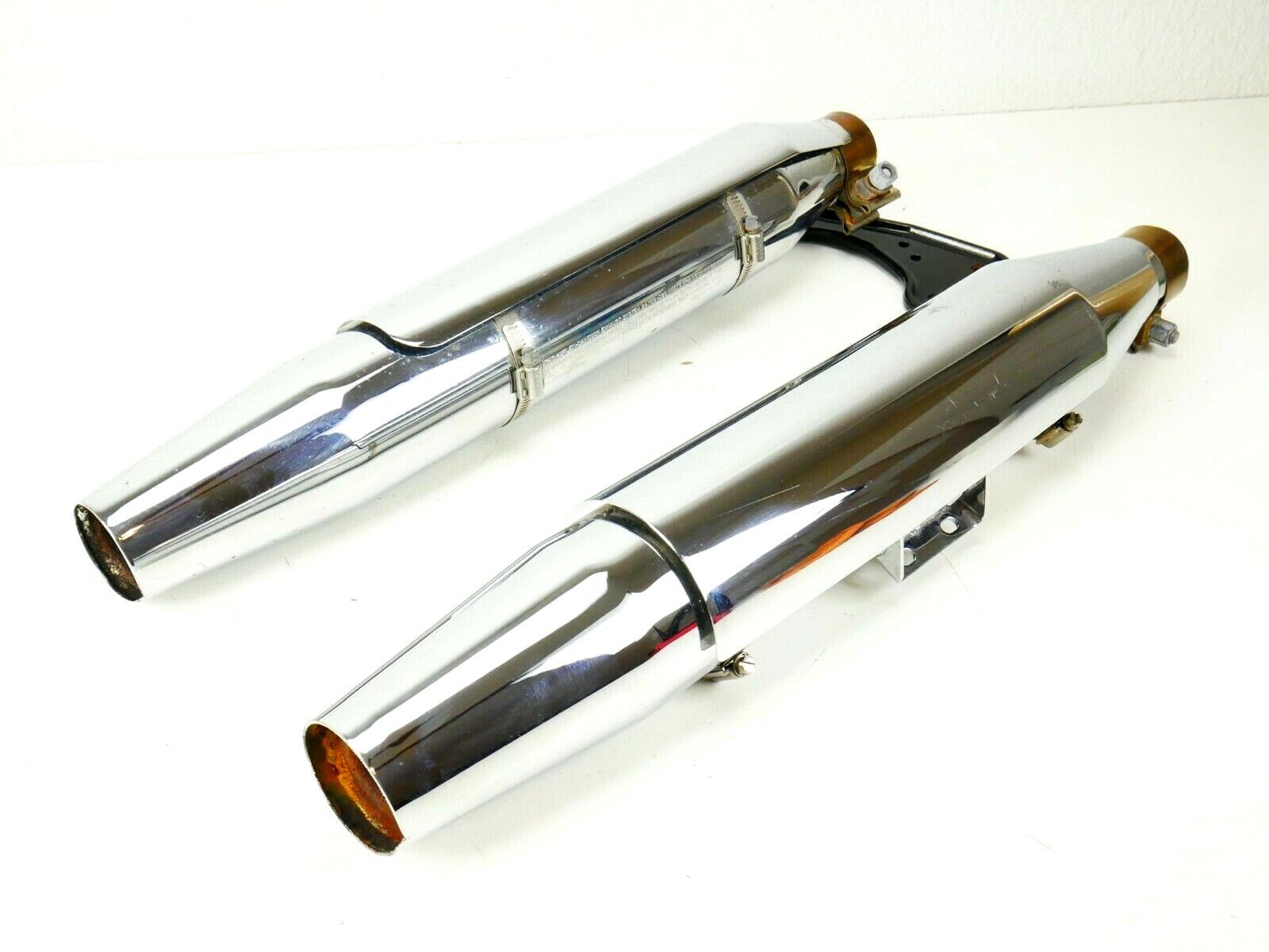 Harley Davidson 18-23 Heritage Deluxe Stock Chrome Exhaust Mufflers Set OEM
