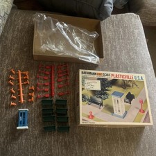 Bachman Plasticville Park Street 1918 O-S Scale, Made In USA.