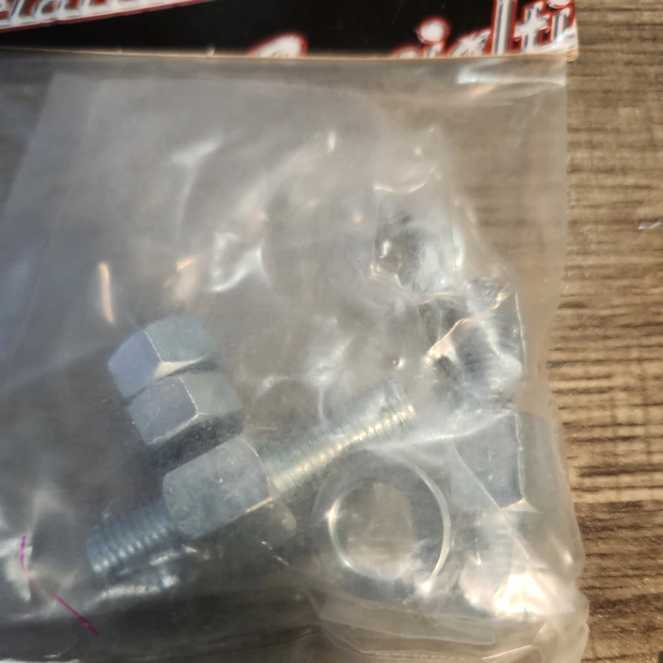 Комплект шпилек крепления катушки зажигания V-Twin для HARLEY DAVIDSON 72341-56A 1956-E82 - Изображение 2 из 3